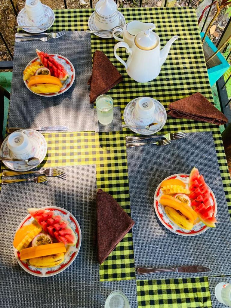 エッラ Silent Nest Bed & Breakfast エクステリア 写真